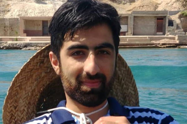 احضار یک خبرنگار  به دلیل انتقاد از برگزاری مراسمی در روزهای کرونا
