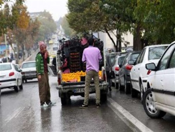 شهرداری اهواز مانع سبزی‌فروشی یک خبرنگار شد