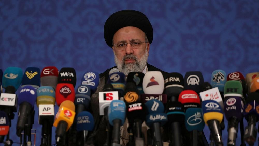 احتیاج به دعوت نداریم؛ پاسخ ایرانیان خارج از کشور به ابراهیم رئیسی